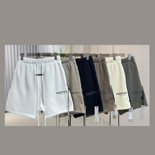 ESCENTIOLS SHORTS